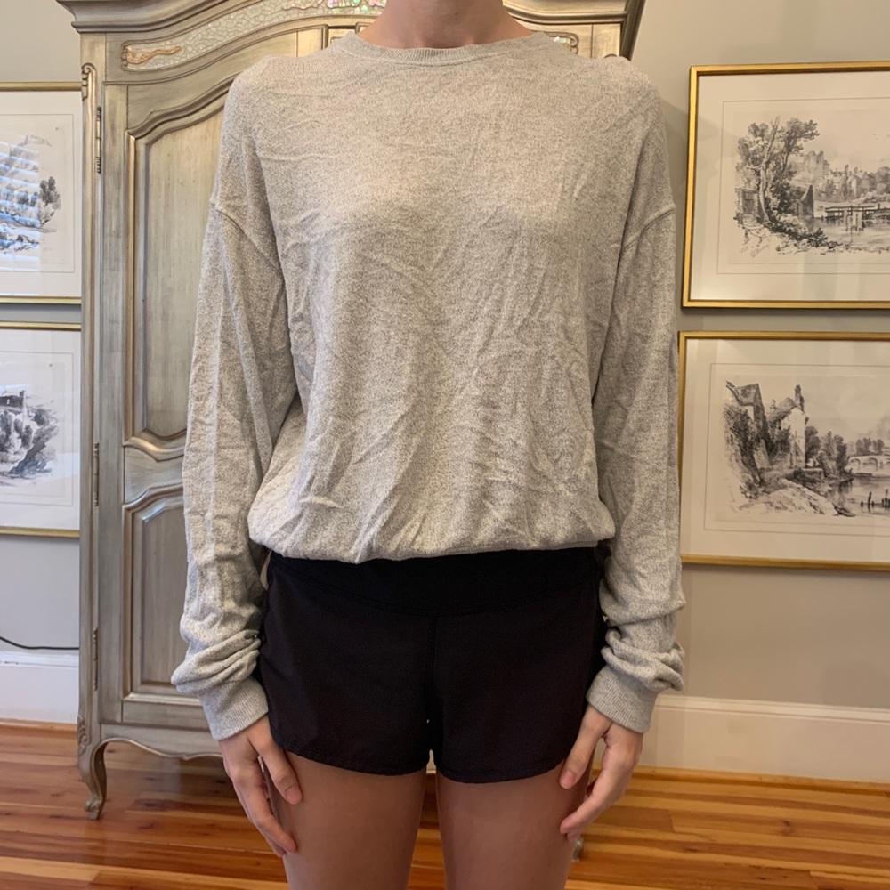 Brandy Melville sweatshirt